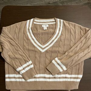 Jessica Simpson Women's V-Neck Sweater in Tan and White